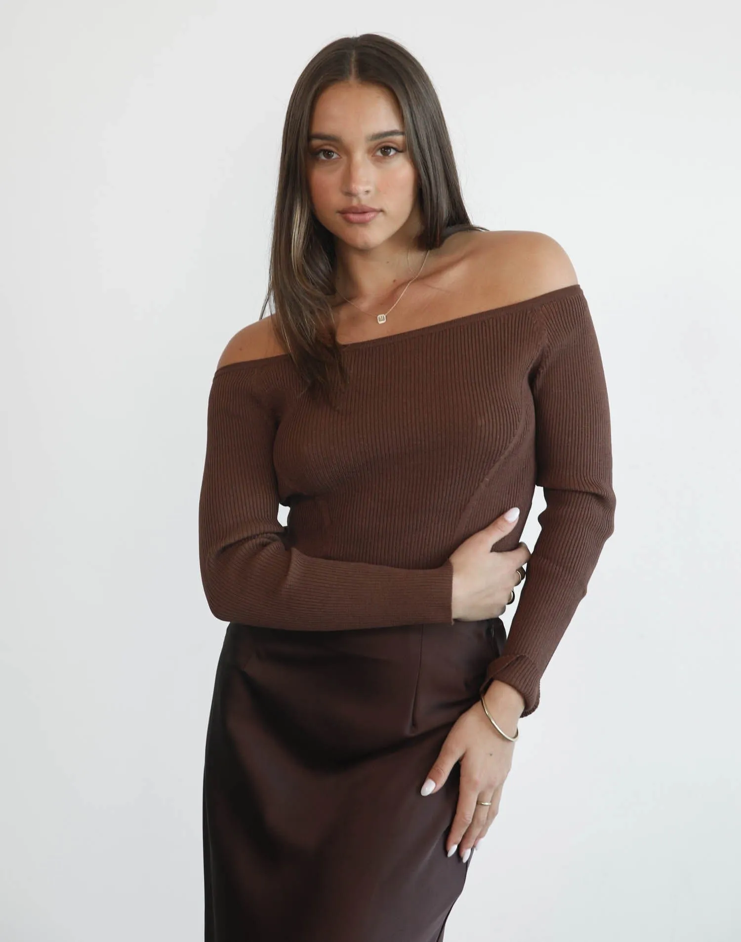 Adriel Long Sleeve Top (Brown)