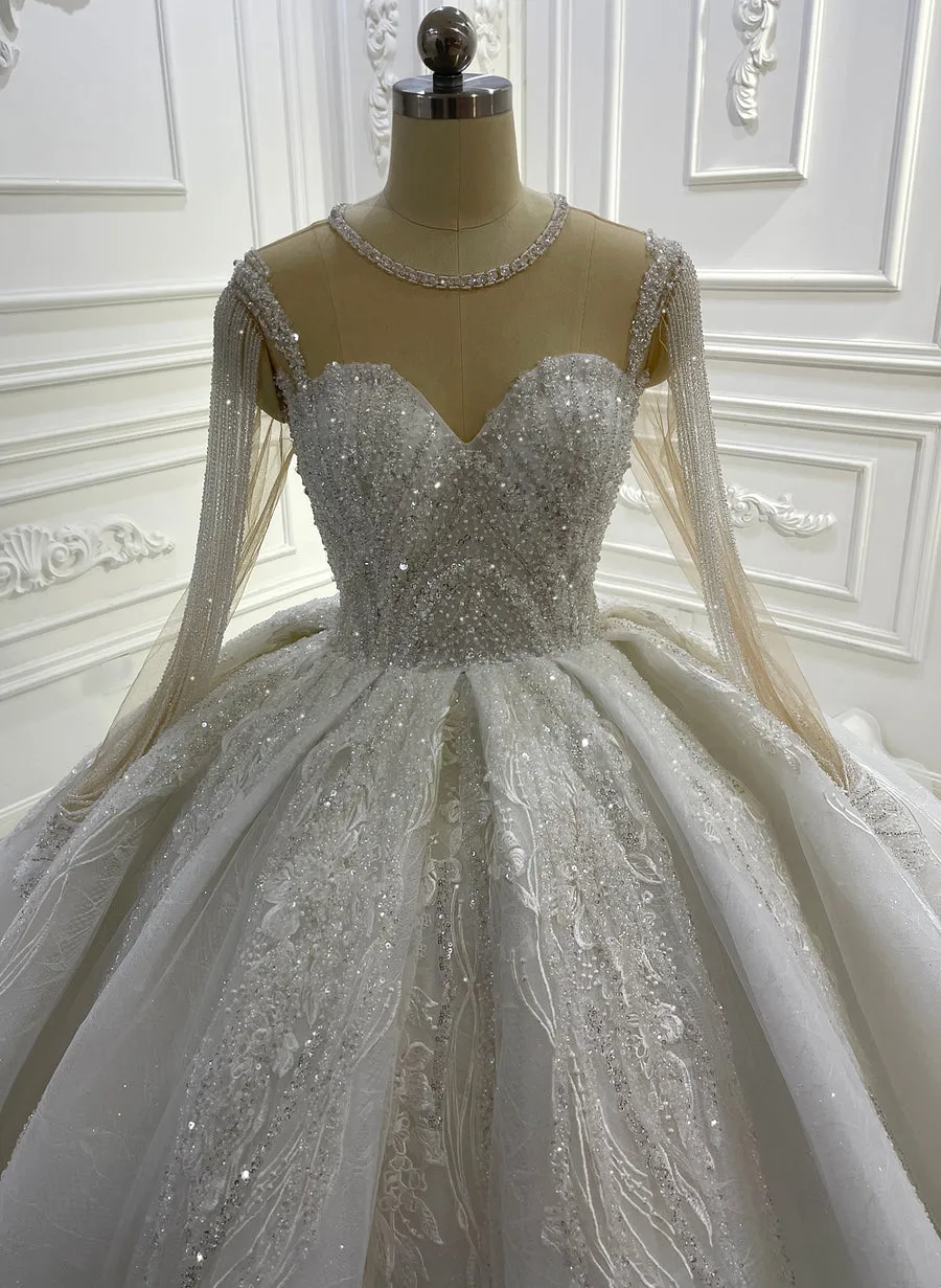 AM1237 Lace Appliques Crystal hand beaded luxury Ball gown Wedding Dress