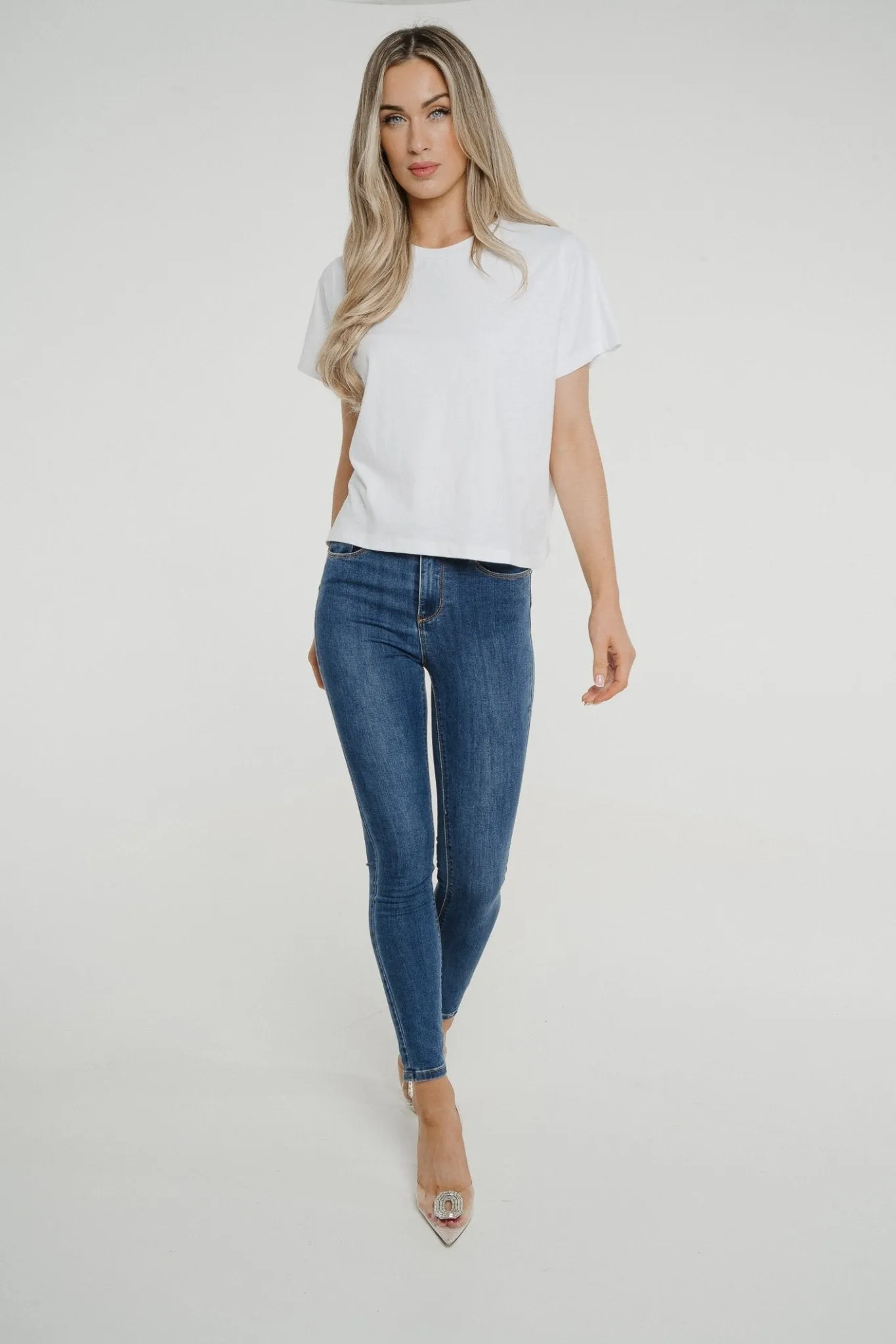 Cindy Bum Lift Jeans In Mid Wash