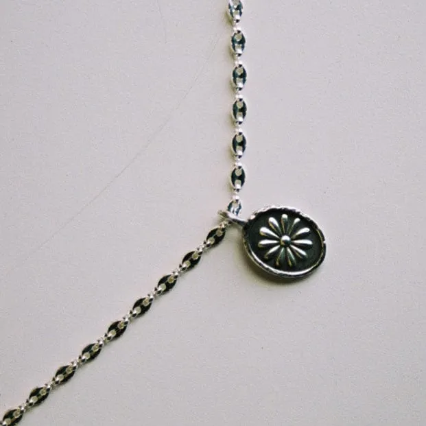 Daisy Necklace