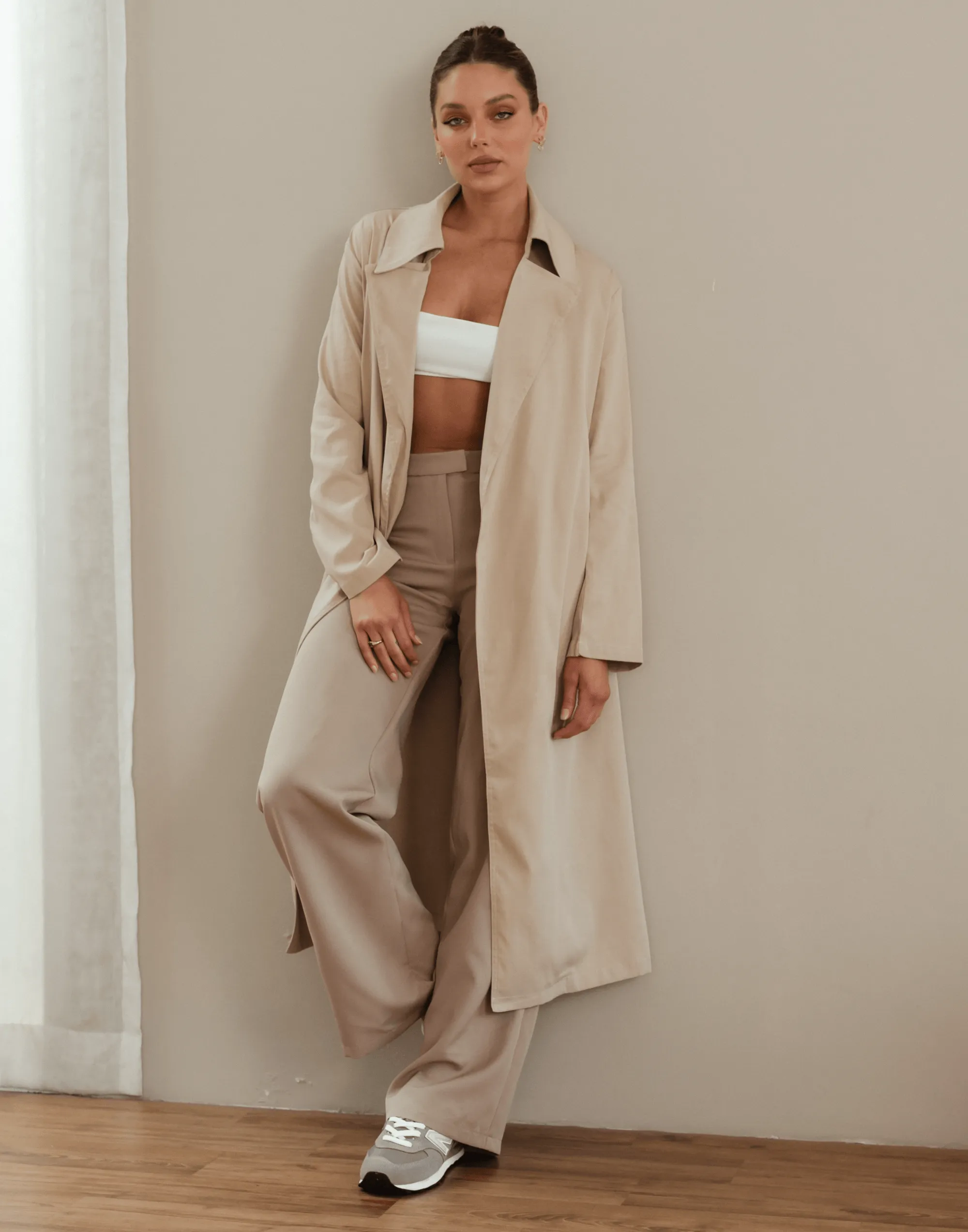 Portrait Trench Coat (Beige)