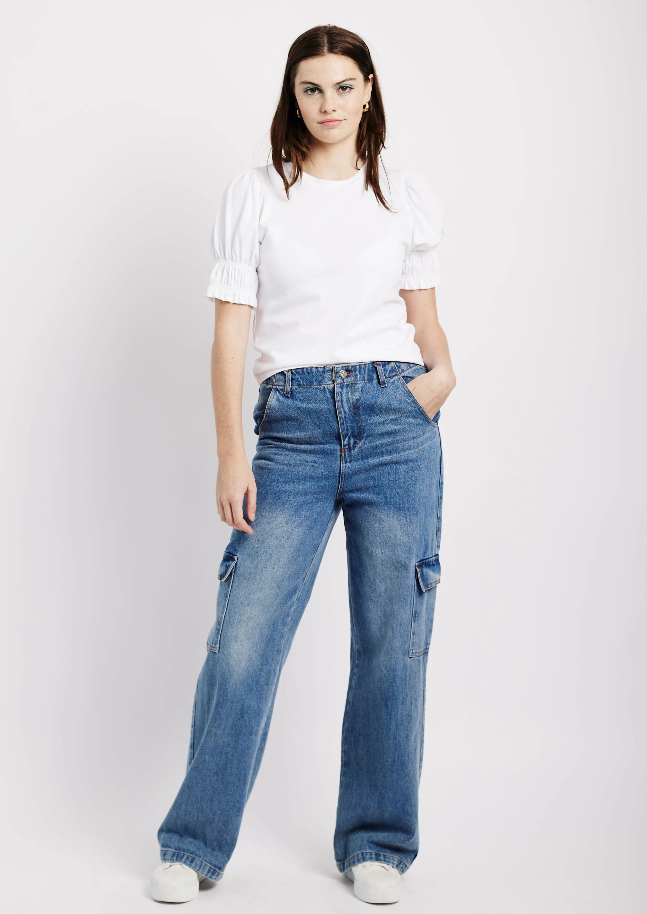 Wide Leg Cargo Jeans in Denim